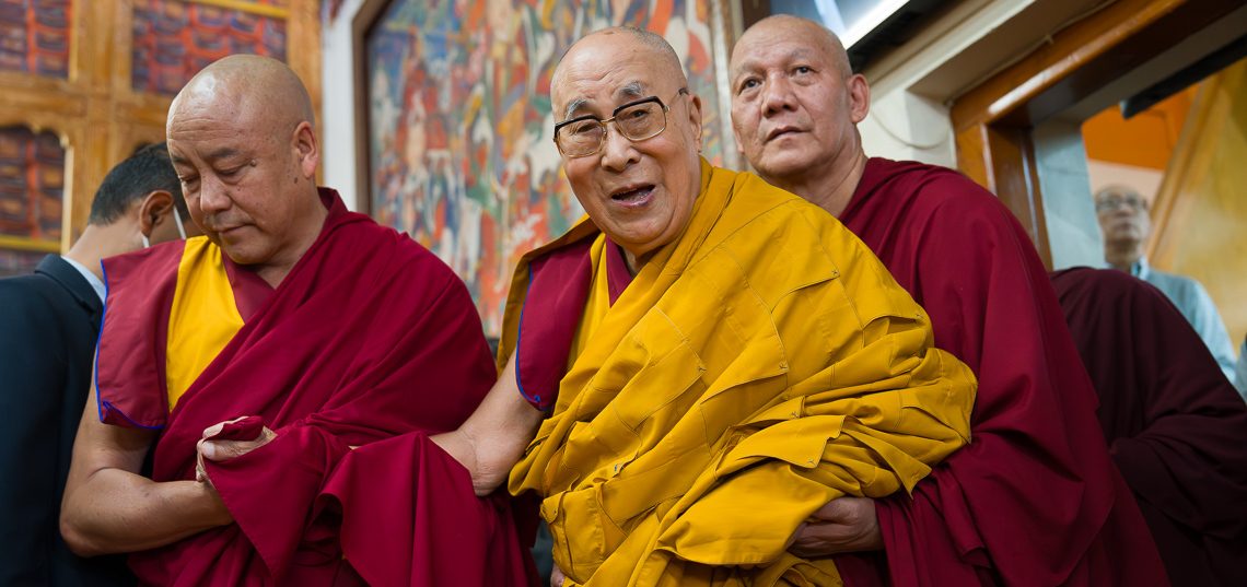 Photos - Long Life Prayer Offered by Dhasa Dhotoe Welfare Society and Lodrik Welfare Association