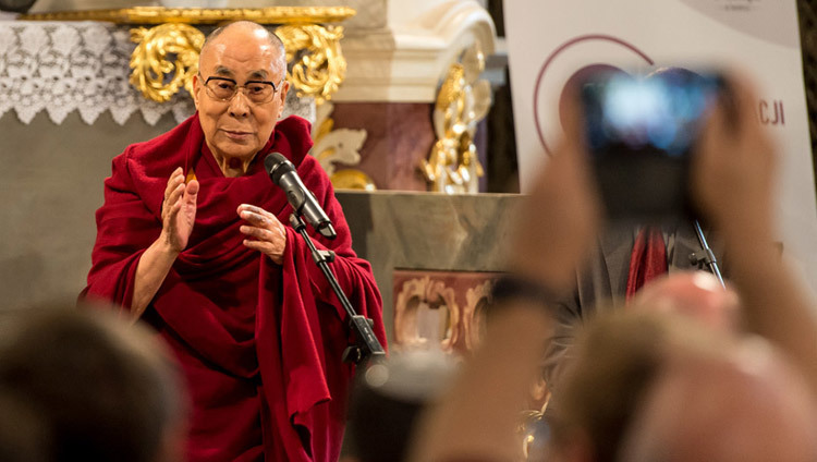 His Holiness the Dalai Lama speaking at the Church of Peace in Swidnica, Poland on September 21, 2016. Photo/Maciej Kulczynski