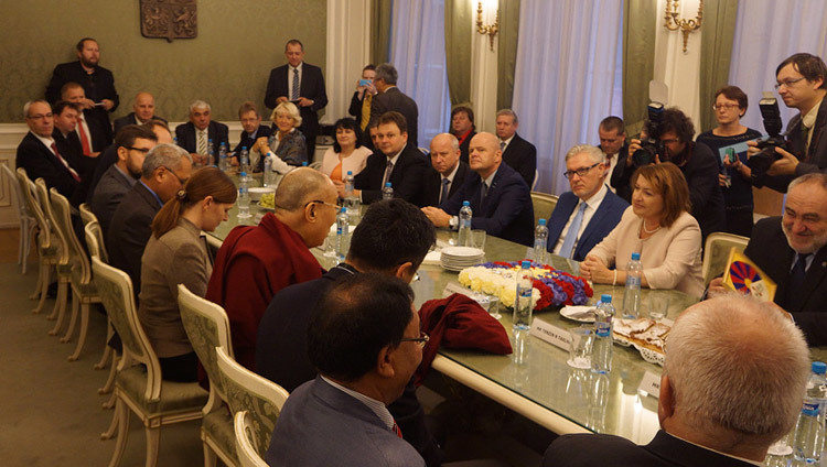 His Holiness the Dalai Lama meeting with Czech parliamentarians at the Senate Hall of the Czech Parliament in Prague, Czech Republic on October 19, 2016. Photo/Jeremy Russell/OHHDL