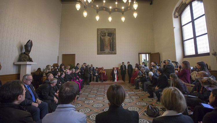 His Holiness the Dalai Lama at the Cardinal of Milan Angelo Scola's residence in Milan, Italy on October 20, 2016. Photo/Tenzin Choejor/OHHDL