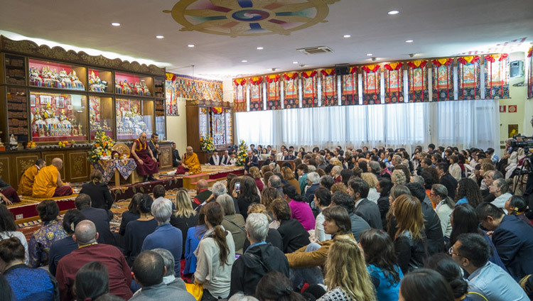 His Holiness the Dalai Lama speaking to members of Ghe Pel Ling Center for Tibetan Buddhist Studies in Milan, Italy on October 20, 2016. Photo/Tenzin Choejor/OHHDL