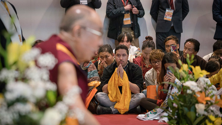 His Holiness the Dalai Lama addressing more than 200 Tibetans who live in Italy, Switzerland and Spain in Milan, Italy on October 21, 2016. Photo/Tenzin Choejor/OHHDL