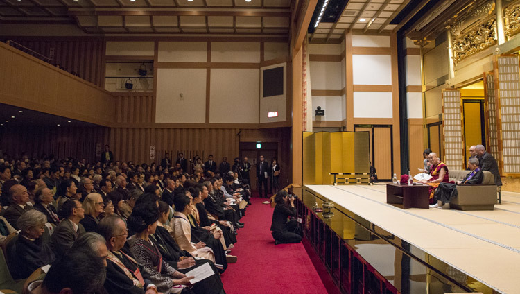 His Holiness the Dalai Lama speaking to an audience of over 500 people at Higashi Honganji Temple in Kyoto, Japan on November 9, 2016. Photo/Jigme Choephel