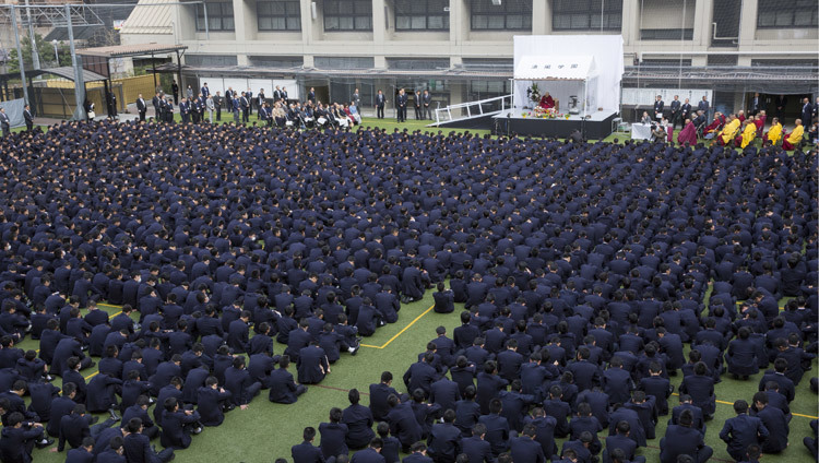 His Holiness the Dalai Lama speaking to over 3,000 students and staff and Seifu High School in Osaka, Japan on November 10, 2016. Photo/Jigme Choephel