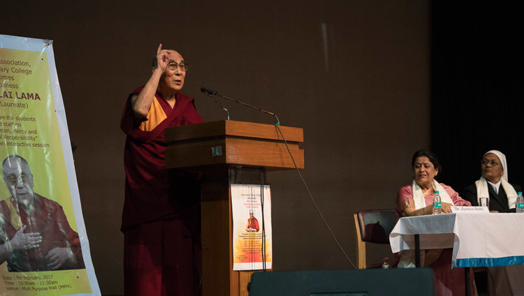 His Holiness the Dalai Lama speaking to students and teachers and Jesus & Mary College in New Delhi,India on February 7, 2017. Photo/Tenzin Choejor/OHHDL