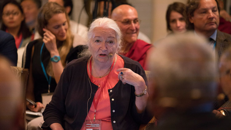 Tatyana Chernigovskaya delivering her presentation on 'Language and Mind' at the dialogue between Russian and Buddhist scholars in New Delhi, India on August 7, 2017. Photo by Tenzin Choejor/OHHDL