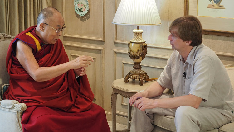 Stanislav Kucher of Kommersant Russian Newspapers interviewing His Holiness the Dalai lama in New Delhi, India on August 8, 2017. Photo by Jeremy Russell/OHHDL