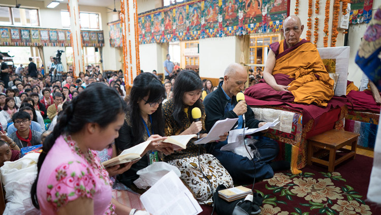 A group of laypeople reciting the "Heart Sutra" in Indonesian at the start of the final day of His Holiness the Dalai Lama's teaching for SE Asians at the Tsuglagkhang in Dharamsala, HP, India on September 1, 2017. Photo by Tenzin Choejor/OHHDL