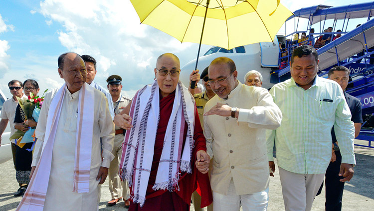 Speaker of the Manipur Assembly Yumnam Khemchand Singh and Manipur Chief Minister N. Biren Singh accompanying His Holiness the Dalai Lama on his arrival at the airport in Imphal, Manipur India on October 17, 2017. Photo by Lobsang Tsering Speaker of the Manipur Assembly Yumnam Khemchand Singh and Manipur Chief Minister N. Biren Singh accompanying His Holiness the Dalai Lama on his arrival at the airport in Imphal, Manipur India on October 17, 2017. Photo by Lobsang Tsering