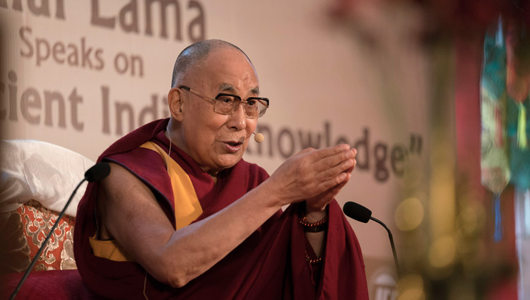 His Holiness the Dalai Lama addressing members of the Indian Chamber of Commerce in Kolkata, India on November 23, 2017. Photo by Tenzin Choejor