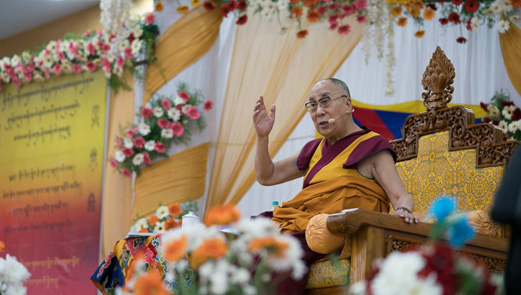 His Holiness the Dalai Lama speaking to members of the Tibetan and Himalayan communities in Bengaluru, Karnataka, India on December 25, 2017. Photo by Tenzin Choejor