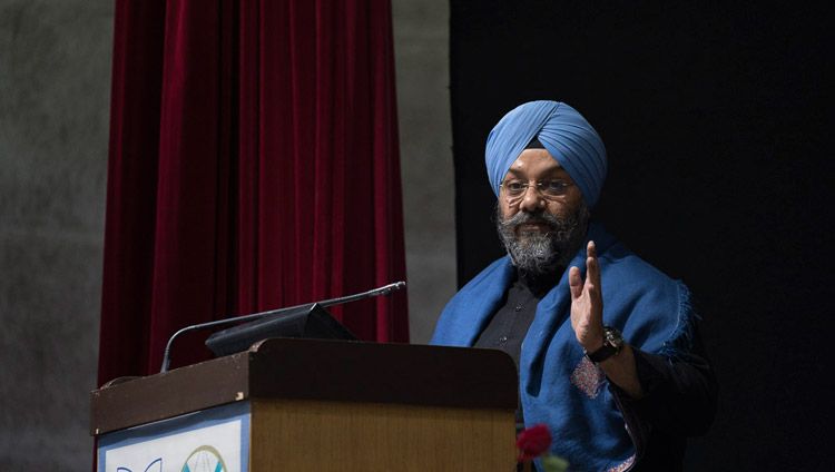 Sadar Manjit Singh addressing the audience at the inter-religious conference at Jawaharlal Nehru University in New Delhi, India on December 28, 2017. Photo by Tenzin Choejor