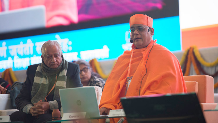 Swami Atmapriyananda, Vice-Chancellor of the Ramakrishna Mission Vivekananda Educational and Research Institute, speaking at the conference on Mind in Indian Philosophical Schools of Thought and Modern Science at the Central Institute of Higher Tibetan Studies in Sarnath, Varanasi, India on December 30, 2017. Photo by Lobsang Tsering