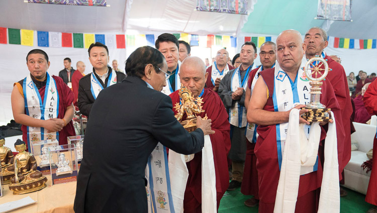 Institute alumni offering symbols of gratitude to retired teachers during the Central Institute of Higher Tibetan Studies' Golden Jubilee celebration in Sarnath, Varanasi, India on January 1, 2018. Photo by Tenzin Phuntsok