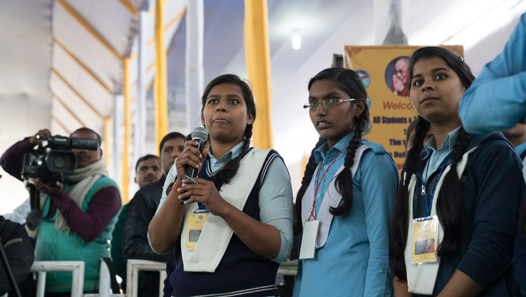 Students lined up to ask His Holiness the Dalai Lama a question during his talk on Universal Values in Bodhgaya, Bihar, India on January 25, 2018. Photo by Lobsang Tsering Students lined up to ask His Holiness the Dalai Lama a question during his talk on Universal Values in Bodhgaya, Bihar, India on January 25, 2018. Photo by Lobsang Tsering