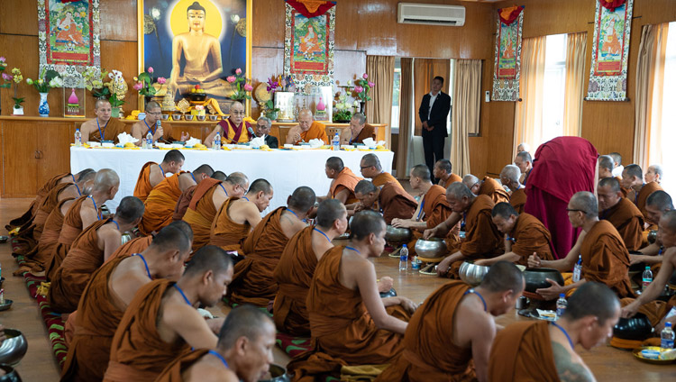 His Holiness the Dalai Lama having lunch with Thai monks and their supporters at his residence in Dharamsala, HP, India on June 9, 2018. Photo by Tenzin Choejor