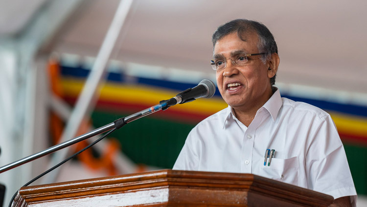 Vice-Chancellor of the University of Bangalore, Prof KR Venugopal speaking at the Dalai Lama Institute of Higher Education in Sheshagrihalli, Karnataka, India on August 13, 2018. Photo by Tenzin Choejor