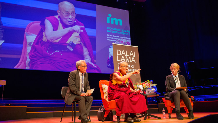 His Holiness the Dalai Lama answering questions from the audience during his talk in Malmö, Sweden on September 12, 2018. Photo by Malin Kihlström/IM