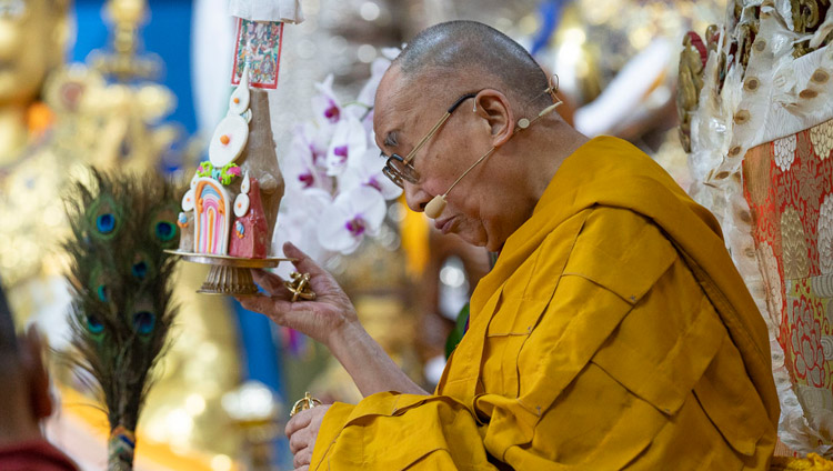 His Holiness the Dalai Lama giving the permission of Avalokiteshvara Who Liberates from the Lower Realms on the final day of teachings at the Main Tibetan Temple in Dharamsala, HP, India on October 6, 2018. Photo by Ven Tenzin Jamphel