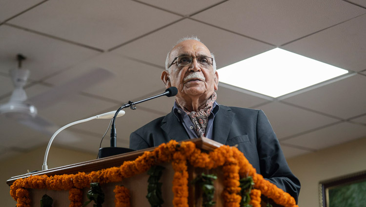 Eminent art historian, BN Goswamy, delivering the keynote address at celebrations of Guru Nanak’s 550th Birth Anniversary in New Delhi, India on November 10, 2018. Photo by Tenzin Choejor