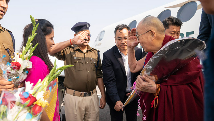 His Holiness the Dalai Lama arriving at the Farrukhabad airport near Sankisa, UP, India on December 2, 2018. Photo by Tenzin Choejor