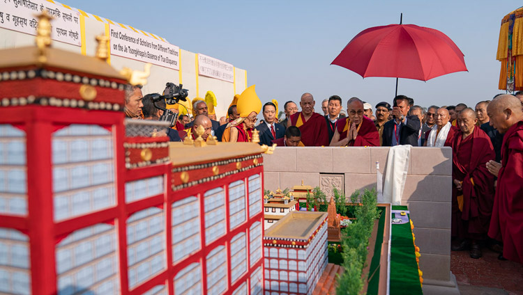 His Holiness the Dalai Lama laying the foundation stone for the prospective Samye Ling Tibetan Buddhist Nalanda Academy in Bodhgaya, Bihar, India on December 19, 2018. Photo by Lobsang Tsering