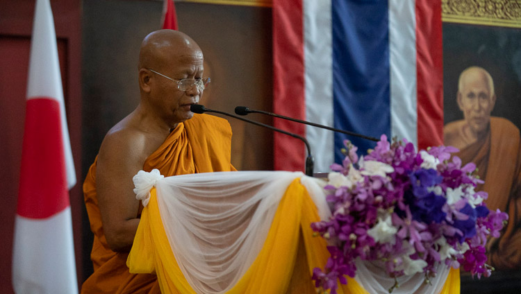 Abbot Dr Phra Bhodhinandhamunee addressing the opening session of the International Seminar on the Tipitaka / Tripitaka at Watpa Buddhagaya in Bodhgaya, Bihar, India on December 22, 2018. Photo by Lobsang Tsering