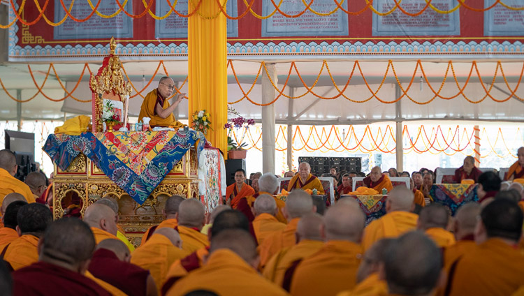 His Holiness the Dalai Lama explaining verses of ‘The Thirty-seven Practices of Bodhisattvas’ on the first day of his teachings in Bodhgaya, Bihar, India on December 24, 2018. Photo by Lobsang Tsering