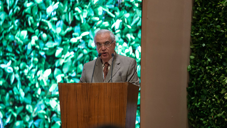 Dr Robert Paul, Dean Emeritus of Emory University, welcoming the audience and thanking His Holiness the Dalai Lama at the start of the global launch of SEE Learning in New Delhi, India on April 5, 2019. Photo by Tenzin Choejor