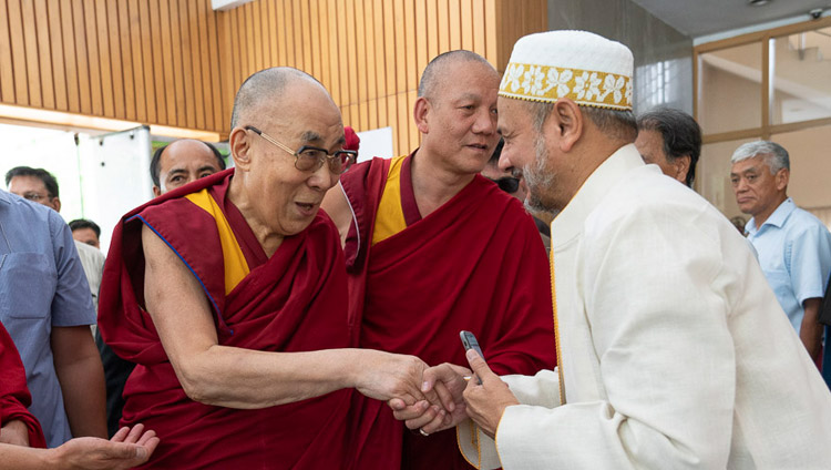 His Holiness the Dalai Lama arriving at the India International Centre to participate in the conference on "Celebrating Diversity in the Muslim World" in New Delhi, India on June 15, 2019. Photo by Tenzin Choejor His Holiness the Dalai Lama arriving at the India International Centre to participate in the conference on "Celebrating Diversity in the Muslim World" in New Delhi, India on June 15, 2019. Photo by Tenzin Choejor