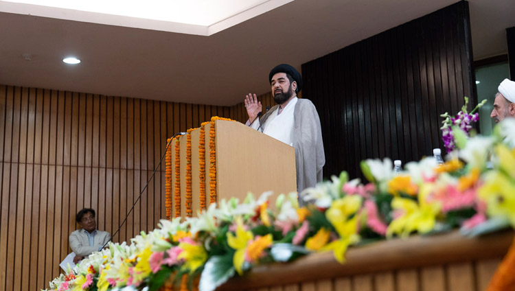 Maulana Syed Kalbi Jawad Naqavi, a Shia teacher from Lucknow, speaking at the conference on "Celebrating Diversity in the Muslim World" at the India International Centre in New Delhi, India on June 15, 2019. Photo by Tenzin Choejor