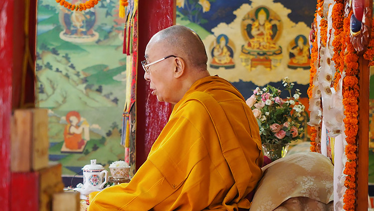 His Holiness the Dalai Lama addressing the monks during his visit to Ön Ngari Monastery in Manali, HP, India on August 23, 2019. Photo by Ven Tenzin Jamphel