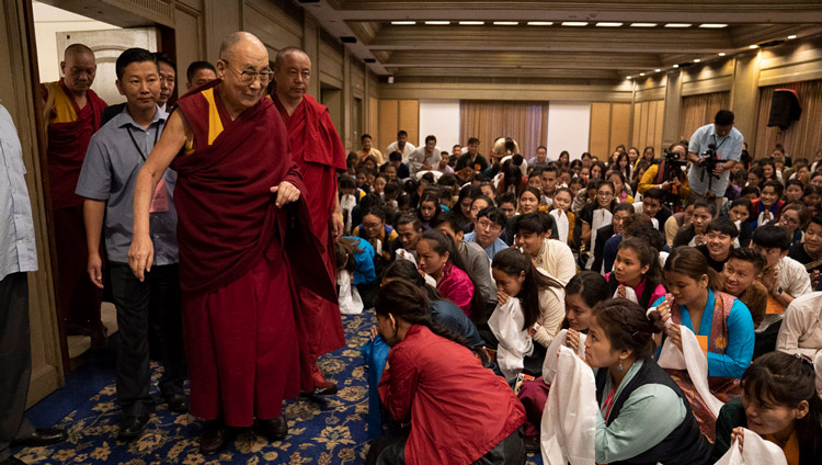 His Holiness the Dalai Lama arriving for his meeting with Tibetans studying and training in Mangaluru at his hotel in Mangaluru, Karnataka, India on August 30, 2019. Photo by Tenzin Choejor