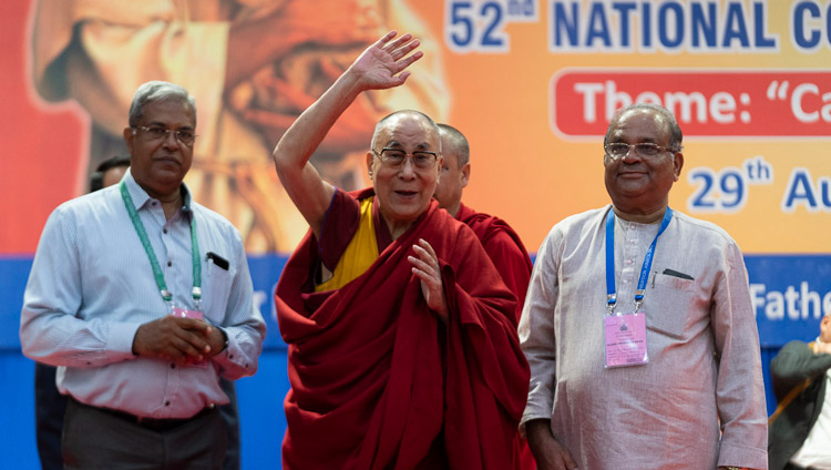 His Holiness the Dalai Lama waving to the audience at the conclusion of the morning session of the 52nd National Convention of the All India Association of Catholic Schools in Mangaluru, Karnataka, India on August 30, 2019. Photo by Tenzin Choejor