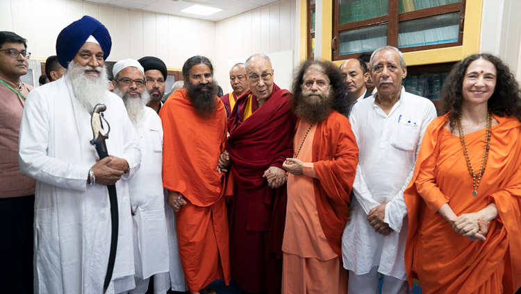 His Holiness the Dalai Lama with spiritual leaders from Hindu, Muslim, Sikh, Jain and Christian traditions before their program at Gandhi Ashram in New Delhi, India on September 25, 2019. Photo by Tenzin Choejor