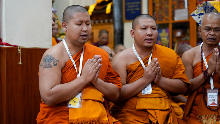 Thai monks reciting the ‘Mangala Sutta’ in Pali at the start of His Holiness the Dalai Lama's teaching at the Main Tibetan Temple in Dharamsala, HP, India on October 3, 2019. Photo by Ven Tenzin Jamphel