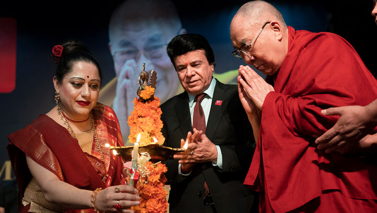 His Holiness joining the Chancellor and Vice Chancellor of the university in lighting a lamp in salutation to Sarasvati the goddess of knowledge, music and learning to open Chitkara University’s 11th Global Week in Chandigarh, India on October 14, 2019. Photo by Tenzin Choejor