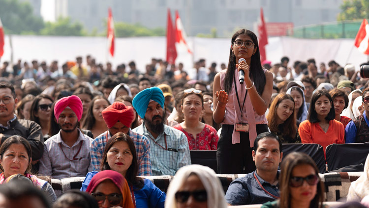 A member of the audience asking His Holiness the Dalai Lama a question during his talk at Chandigarh University in Chandigarh, India on October 15, 2019. Photo by Tenzin Choejor