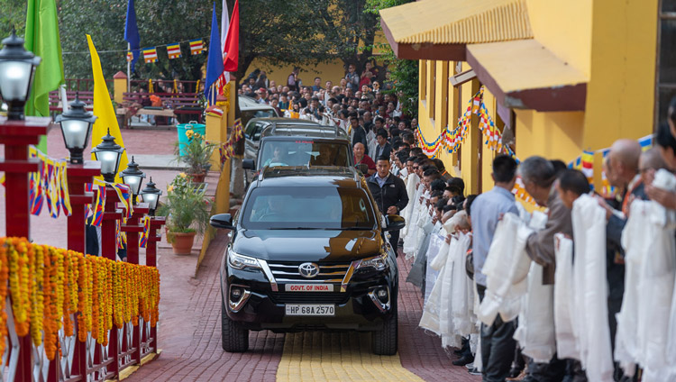 His Holiness the Dalai Lama's car arriving at Gyutö Tantric College in Dharamsala, HP, India on November 2, 2019. Photo by Tenzin Choejor