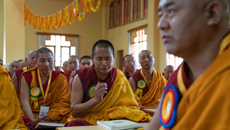 A scholar engaging in debate on Gyuchen Kunga Dhondup’s commentary on Guhyasamaja, which served to inaugurate a three-day conference at Gyutö Tantric College in Dharamsala, HP, India on November 2, 2019. Photo by Tenzin Choejor