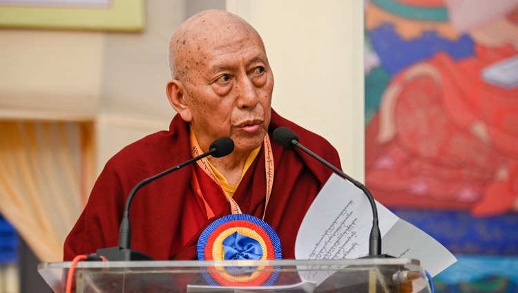 Prof Samdhong Rinpoché delivering the opening presentation at the Symposium on Monastic Education to mark the 25th anniversary of Kirti Jepa Dratsang in Dharamsala, HP, India on December 7, 2019. Photo by Manuel Bauer