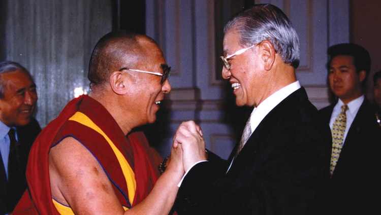 His Holiness the Dalai Lama with Taiwanese President Lee Teng-hui in Taipei, Taiwan on March 27, 1997.