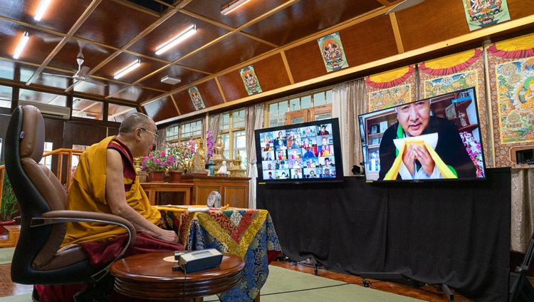 Tsultim Dorje, Director of the TCV Schools, thanking His Holiness the Dalai Lama at the conclusion of the teachings for Tibetan youth from His Holiness's residence in Dharamsala, HP, India on August 6, 2020. Photo by Ven Tenzin Jamphel