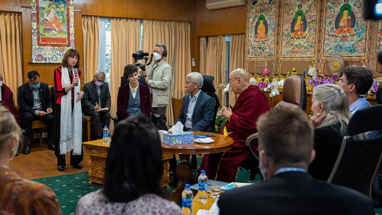 President of the Mind & Life Institute, Susan Bauer-Wu welcoming His Holiness the Dalai Lama at the start of the first day of the Meeting with Mind & Life at his residence in Dharamsala, HP, India on October 12, 2022. Photo by Tenzin Choejor