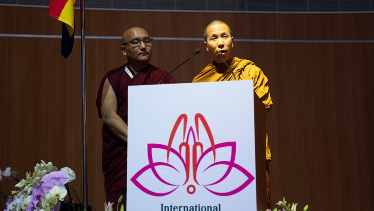 The moderator, Ven Mahayano Aun greeting the assembled representatives of the different Buddhist traditions and introducing the program of the International Sangha Forum at the International Convention Centre Bodhgaya in Bodhgaya, Bihar, India on December 20, 2023. Photo by Tenzin Choejor