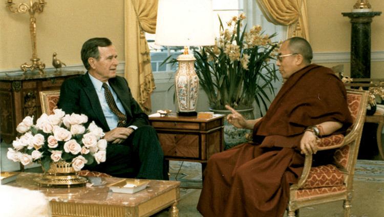 His Holiness the Dalai Lama meeting with George H Bush in the White House in Washington DC, USA on April 16, 1991. (Official White House Photo)
