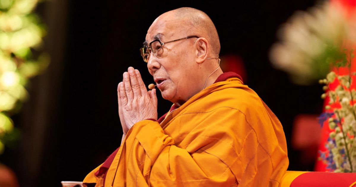 Далай лама сайт. Далай лама фото. Портрет далай ламы. Далай лама сайт. Далай-лама xiv.