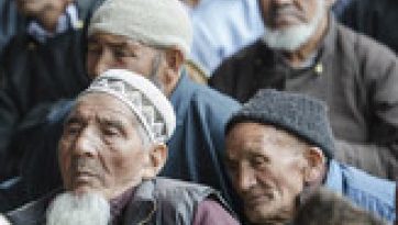 Dismantling the Kalachakra Sand Mandala, Visiting Educational Projects and a Lunch Hosted by the Muslim Co-ordination Committee, Leh