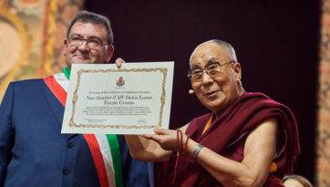 Avalokiteshvara Empowerment and Public Talk Conclude European Tour