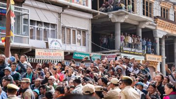 Pilgrimage to Leh Jokhang